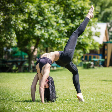 healthy-young-woman-working-out-outdoors-2023-11-27-05-12-45-utc-1.jpg